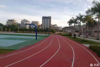 汕头市潮阳区西胪西一小学户外活动场地