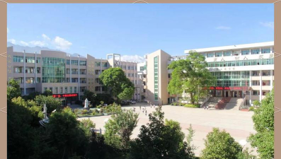 镇雄县盐源乡盐源中学户外活动场地