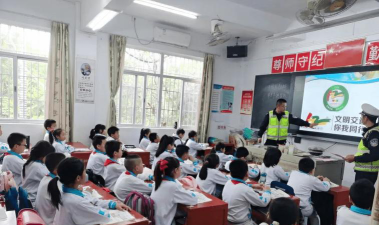 澄海东湖华侨学校户外活动场地