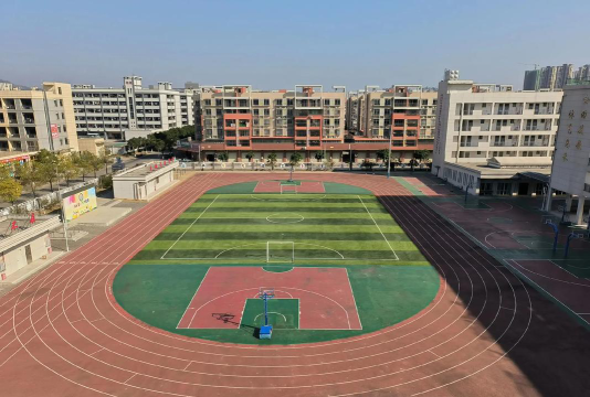峡山英大埔小学户外活动场地