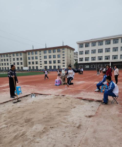 滦平县第三中学户外活动场地