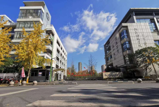 杭州市艮山中学户外活动场地