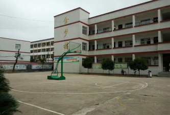 长沙市宁乡县双凫铺镇双凫完全小学户外活动场地