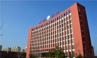 威海市第十四中学户外活动场地
