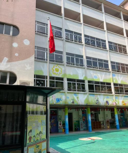 番禺市沙湾陈涌村幼儿园户外活动场地