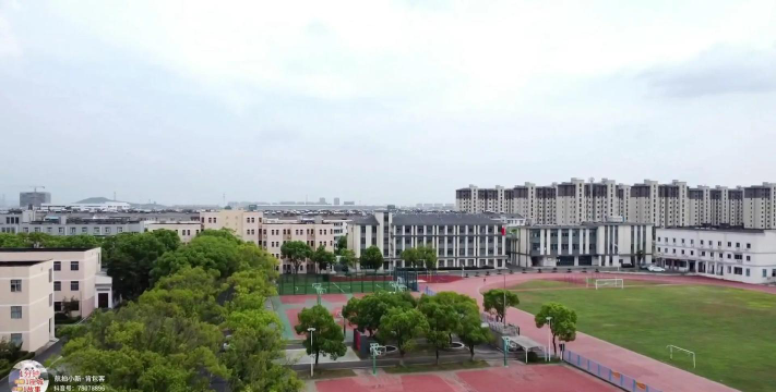 苏州张家港市塘桥高级中学户外活动场地