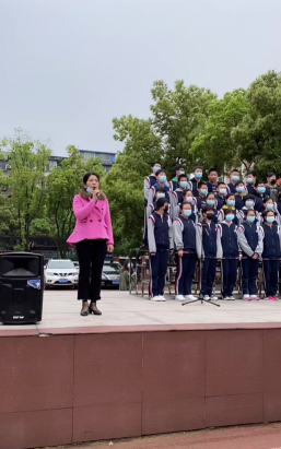 武汉市钢城第十六中学户外活动场地