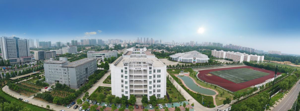 六安卫生学校户外活动场地