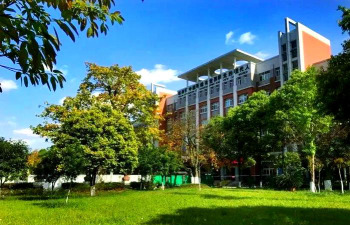 绵阳东辰中学（涪城区）户外活动场地