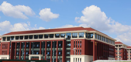 济南山东深泉技师学院户外活动场地