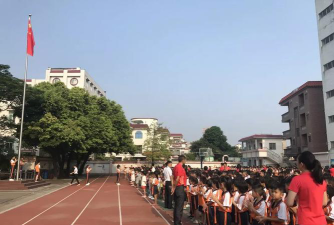 九江镇中心小学户外活动场地