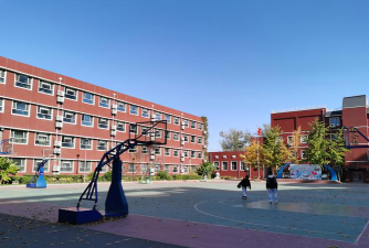 北京航空航天大学实验学校户外活动场地
