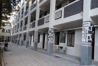 上海育民中学户外活动场地