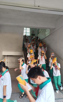 汕头市潮南区峡山街道拱上小学户外活动场地