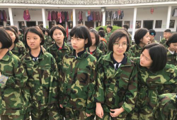 北京师范大学东莞石竹附属学校户外活动场地