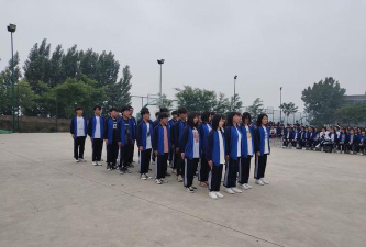 平顶山鲁山中等专业学校户外活动场地