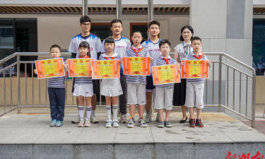 长沙市八一路小学户外活动场地