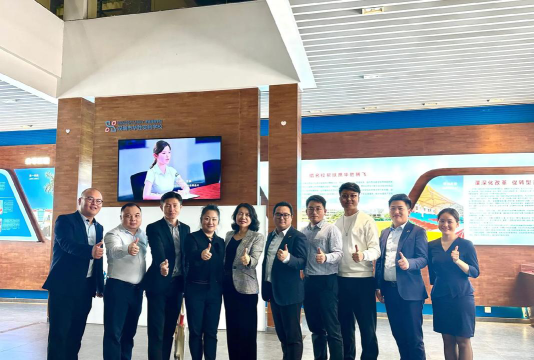 深圳华胜实验学校户外活动场地