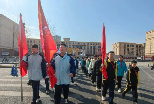廊坊市第十三中学户外活动场地