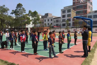 汕头市澄海北湾开智小学户外活动场地