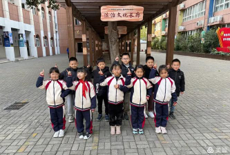 洛阳市零一四学校户外活动场地