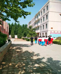 三河市第六中学户外活动场地
