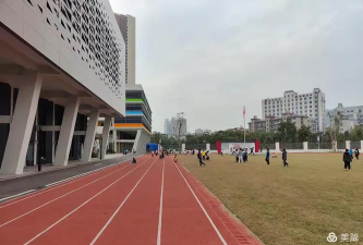 武汉市江汉区唐家墩小学户外活动场地