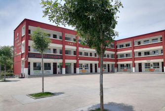 蓬江区里村小学户外活动场地