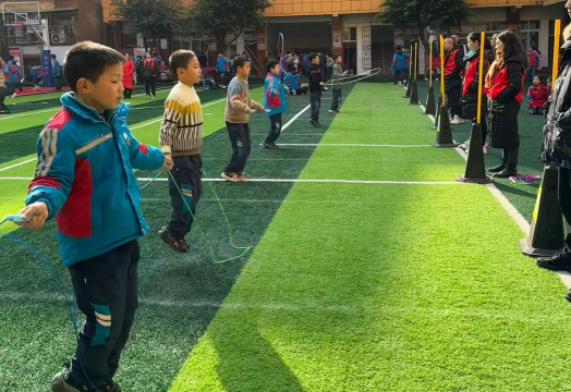 洛宁县育才小学户外活动场地
