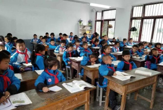云阳县龙塘乡龙塘小学幼儿园户外活动场地