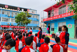 云龙镇两塘村幼儿园户外活动场地