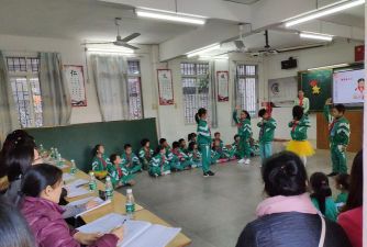 台山市台城城北小学户外活动场地
