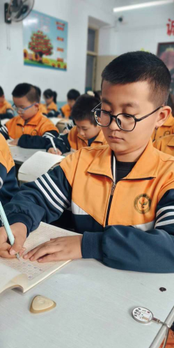 山阴县蒲泽学校户外活动场地