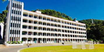 思茅市镇沅县按板镇中学户外活动场地