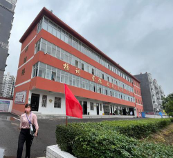 东张镇积善初中户外活动场地