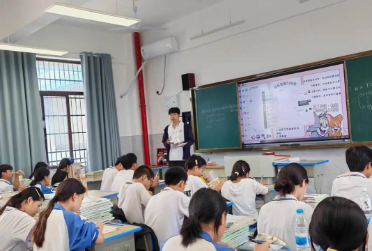 山丹县东乐初级中学户外活动场地