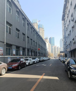 沈阳市第一六一中学户外活动场地