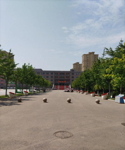 沈阳市一三六中学户外活动场地