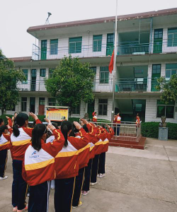 横桥中学户外活动场地