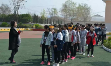 泽掌中学户外活动场地