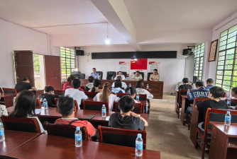 思茅市孟连县第四中学户外活动场地