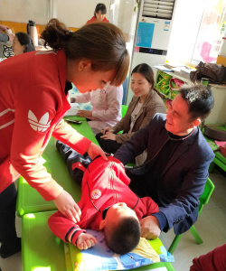 丰都县许明寺镇王家岩幼儿园户外活动场地