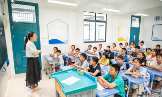恩城西安小学户外活动场地