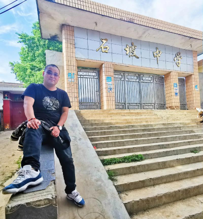 坡底中学户外活动场地