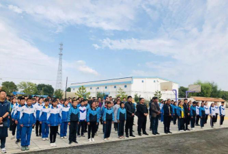 平凉市崆峒区香莲中学户外活动场地