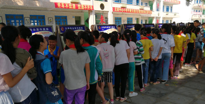 遂溪县北坡镇下黎小学户外活动场地