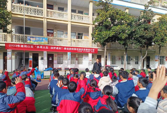 老河口市第四小学户外活动场地