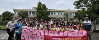 遂溪县洋青镇俩塘小学户外活动场地