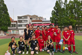 湖北襄樊枣阳吴店中心小学户外活动场地