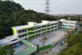 顺德市龙江镇万安幼儿园户外活动场地